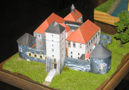 Vodní hrad Švihov - Galerie výstav - Výstava papírových modelů