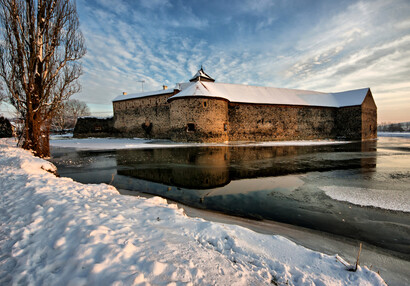 Vodní hrad Švihov - Galerie - Vodní příkop v zimě