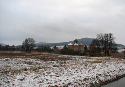 Vodní hrad Švihov - Galerie - Od východu v zimě