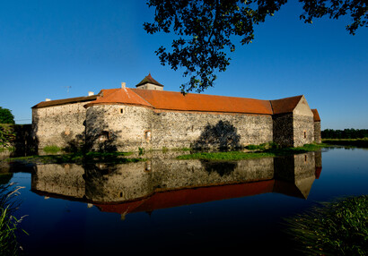 Jiří Strašek: Vodní hrad Švihov